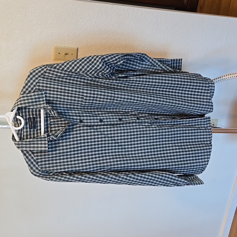 Men's plaid button-up dress shirt
